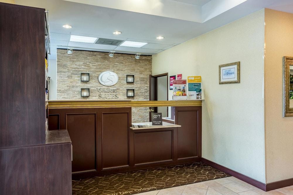 Comfort Suites New Orleans East Екстер'єр фото