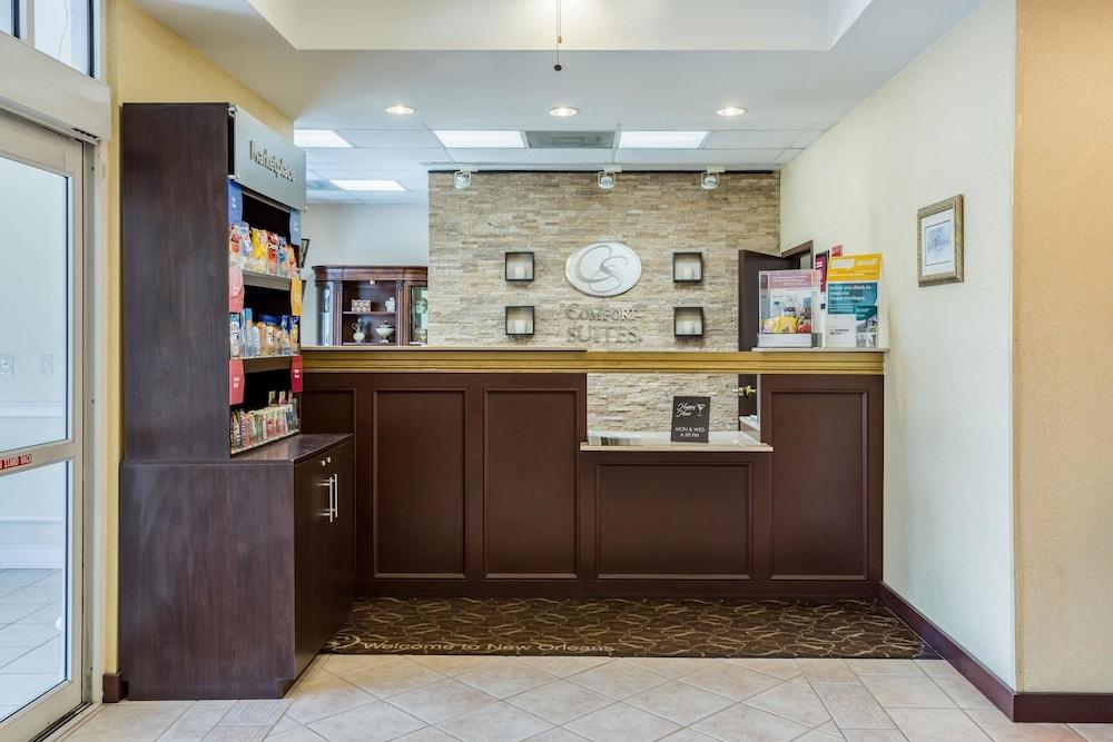 Comfort Suites New Orleans East Екстер'єр фото