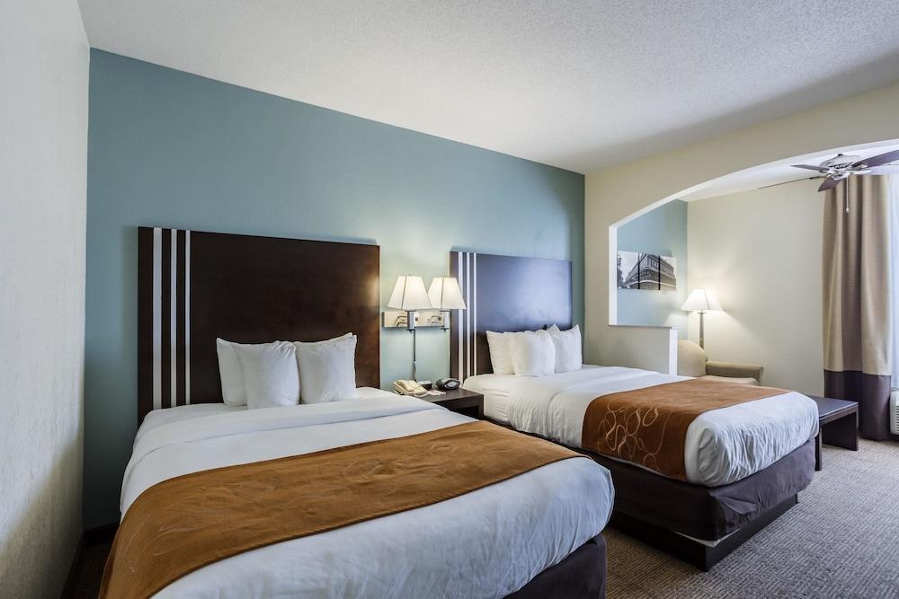 Comfort Suites New Orleans East Екстер'єр фото