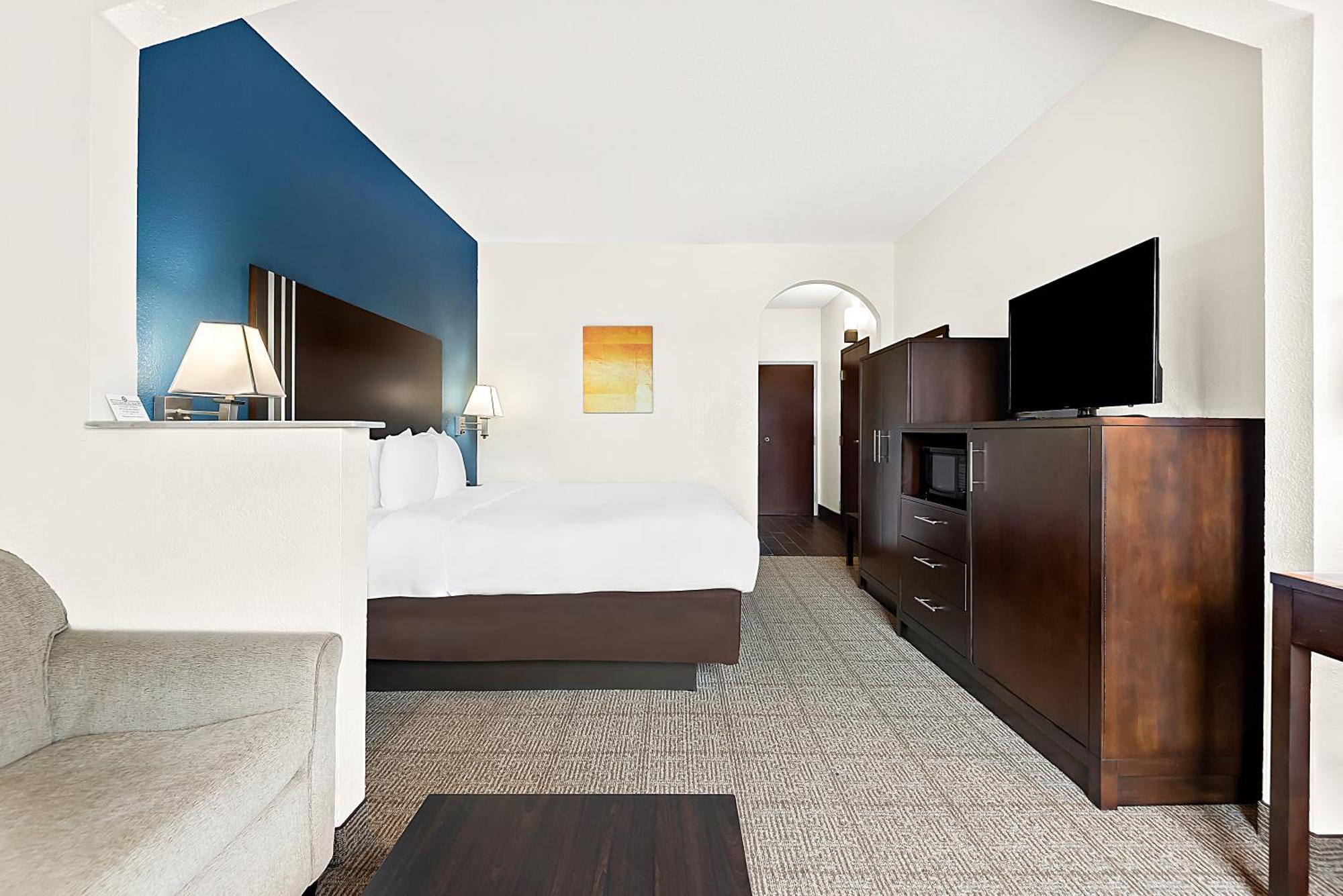 Comfort Suites New Orleans East Екстер'єр фото
