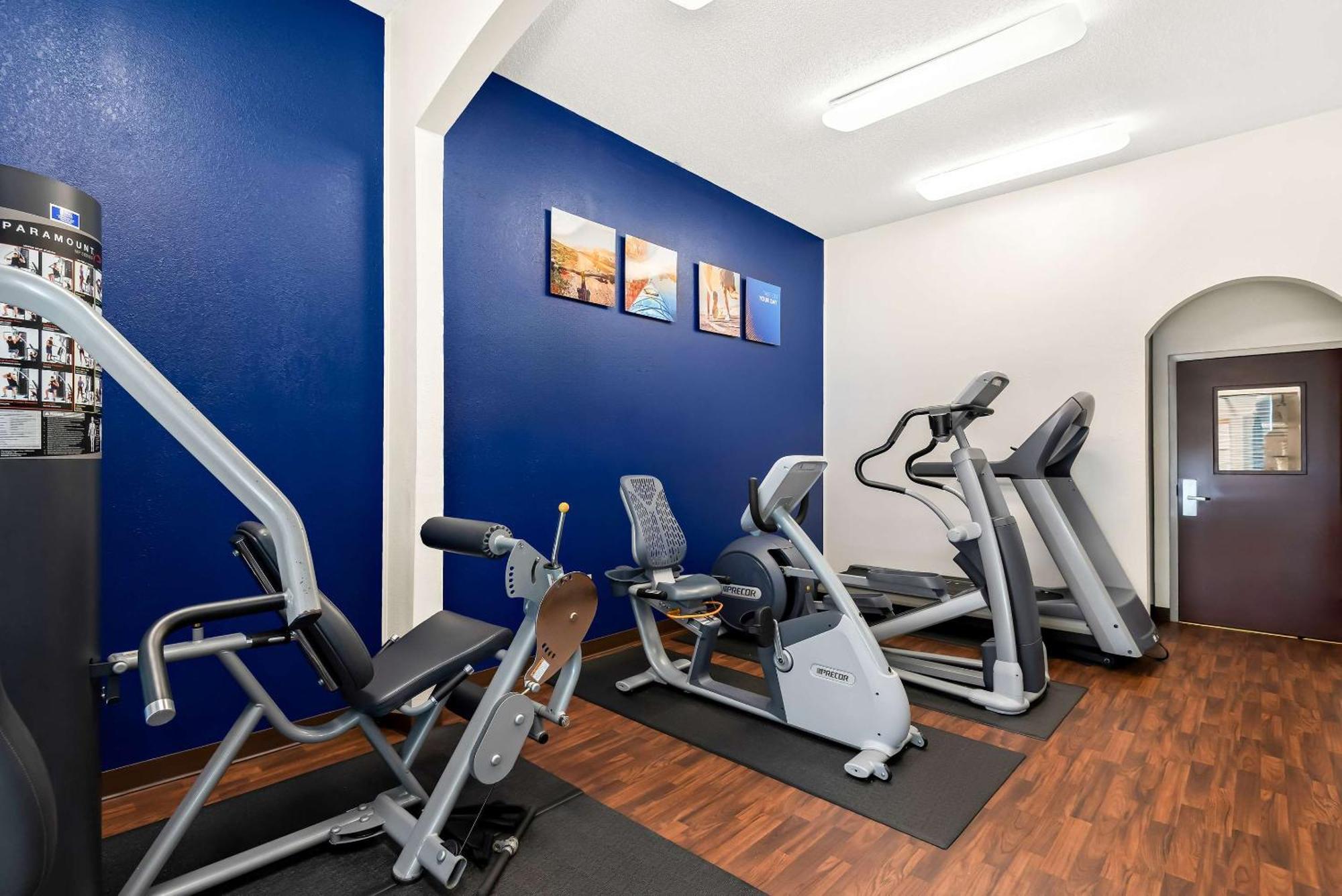 Comfort Suites New Orleans East Екстер'єр фото